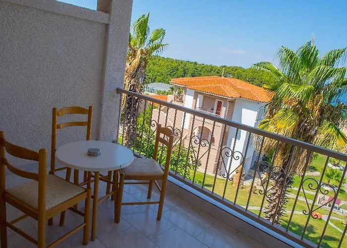 Aristoteles Hotel 3*